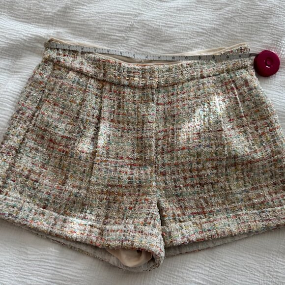 NWT Express Stylist High Waisted Sequin Tweed Pleated Shorts Size 10 - Picture 9 of 16